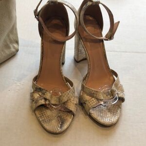 J Crew block heels taupe grey snake skin in size 8